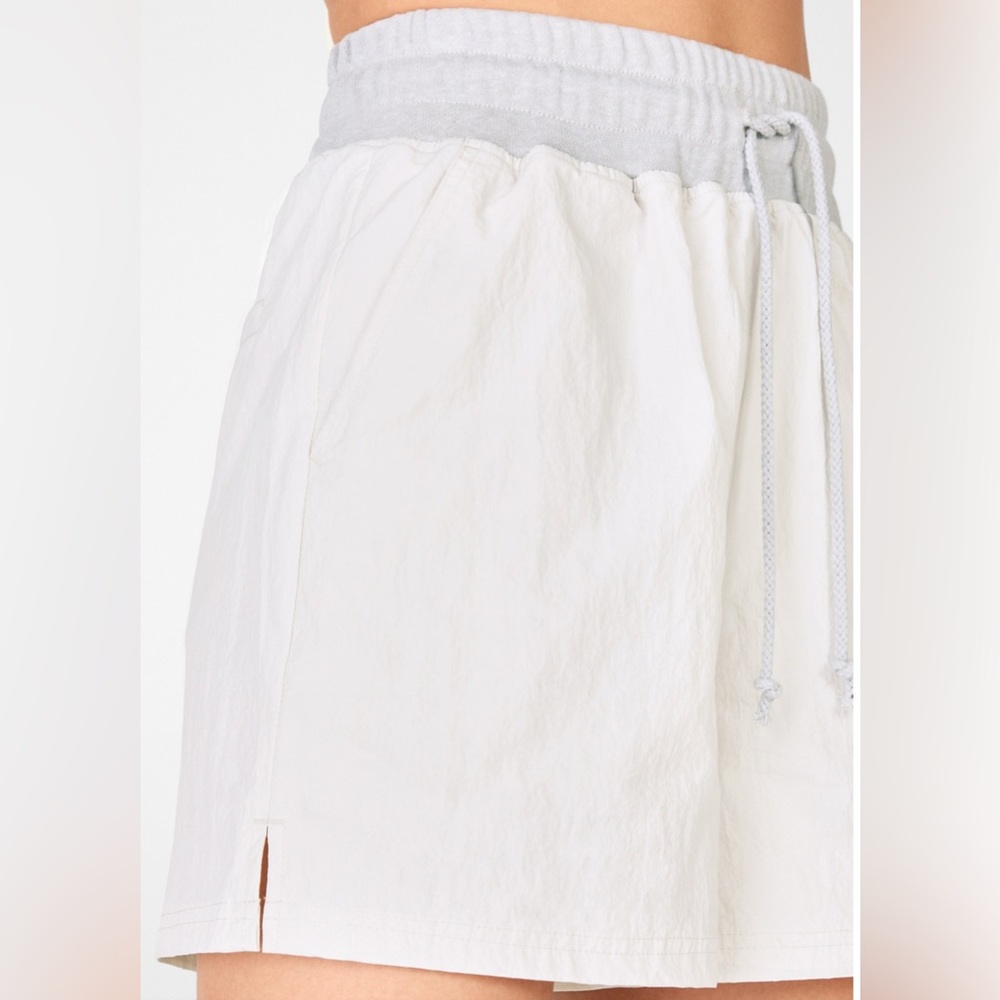 Fabletics Jemna Athletic Shorts Plus Size 3X XXXL - Picture 2 of 8